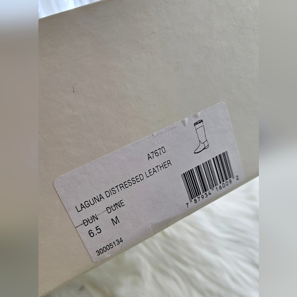 Coach Laguna Distressed Leather Boots 6.5 - Picture 14 of 16